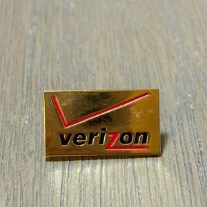Verizon Lapel Pin Telecommunications Cell Phones Red Black & Gold Colors
